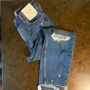 Abercrombie & Fitch The Mom High Rise Jeans